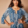 Robe longue imprimée manches 3/4 fendues, crépon - 54 - Bleu - Lora Zellini
