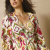 Robe longue col V imprimée - 50 - Beige - Lora Zellini – Image 2