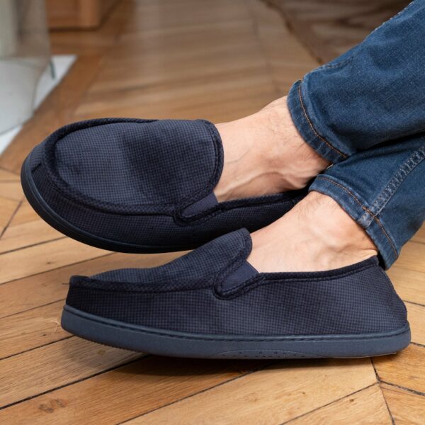 Isotoner - Chaussons mocassins Homme velours Marine