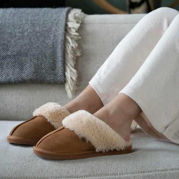 Isotoner - Chaussons mules fourrées Femme Camel