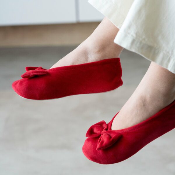 Isotoner - Chaussons ballerines Femme Grand Nœud Rouge