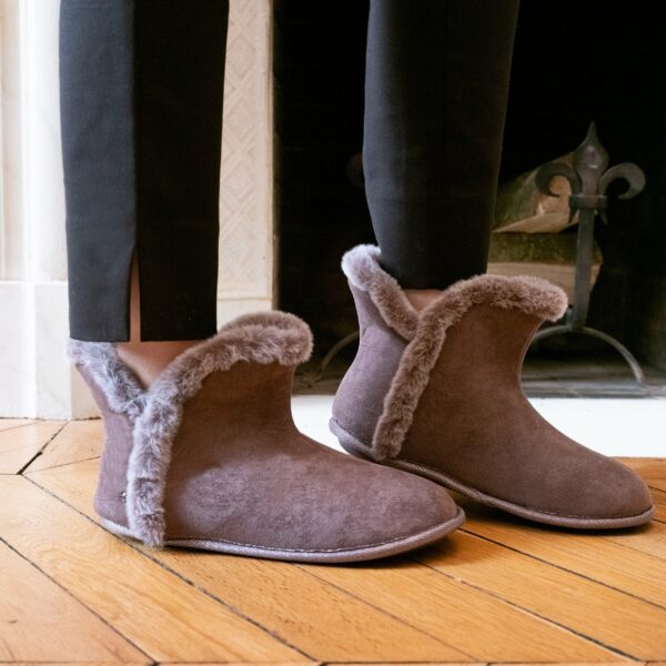 Isotoner - Chaussons bottillons Femme Gris