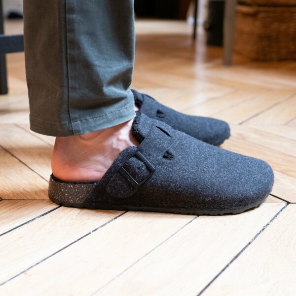 Isotoner - Chaussons sabots Homme Gris Chiné Liège